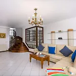 Villa Elanor By Villa Plus